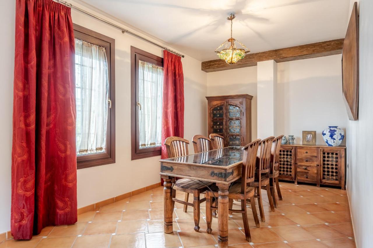 Villa Maria, Piscina Y Spa Exterior Privado Belicena Ngoại thất bức ảnh